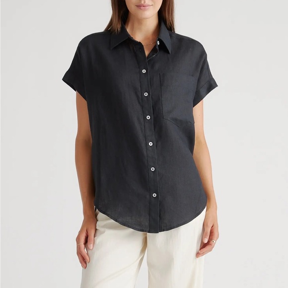 🖤Women's Black Short Sleeve Button-Up Shirt. - Picture 2 of 7